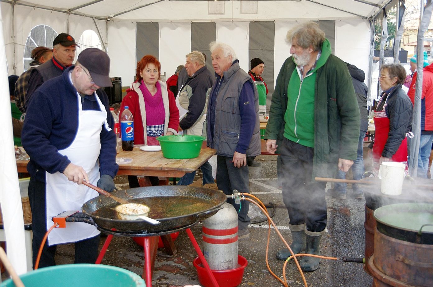 Városi Disznótor Kiskőrösön: óriási érdeklődés volt az ételek és a program iránt