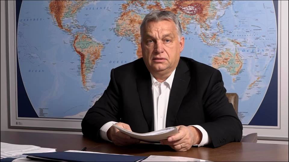 Orbán: ingyen internet jön a digitális oktatásban tanulóknak