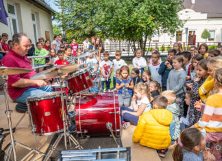 Hangszerbemutató, új tanszakok a SZÓ-LA-M Alapfokú Művészeti Iskolában