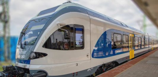 Közel 23 ezer tárgyat hagytak el az utasok a MÁV-csoport járművein 2025-ben