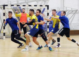 A kiskőrösi férfi kézisek hazai pályán kaptak ki a csömöriektől