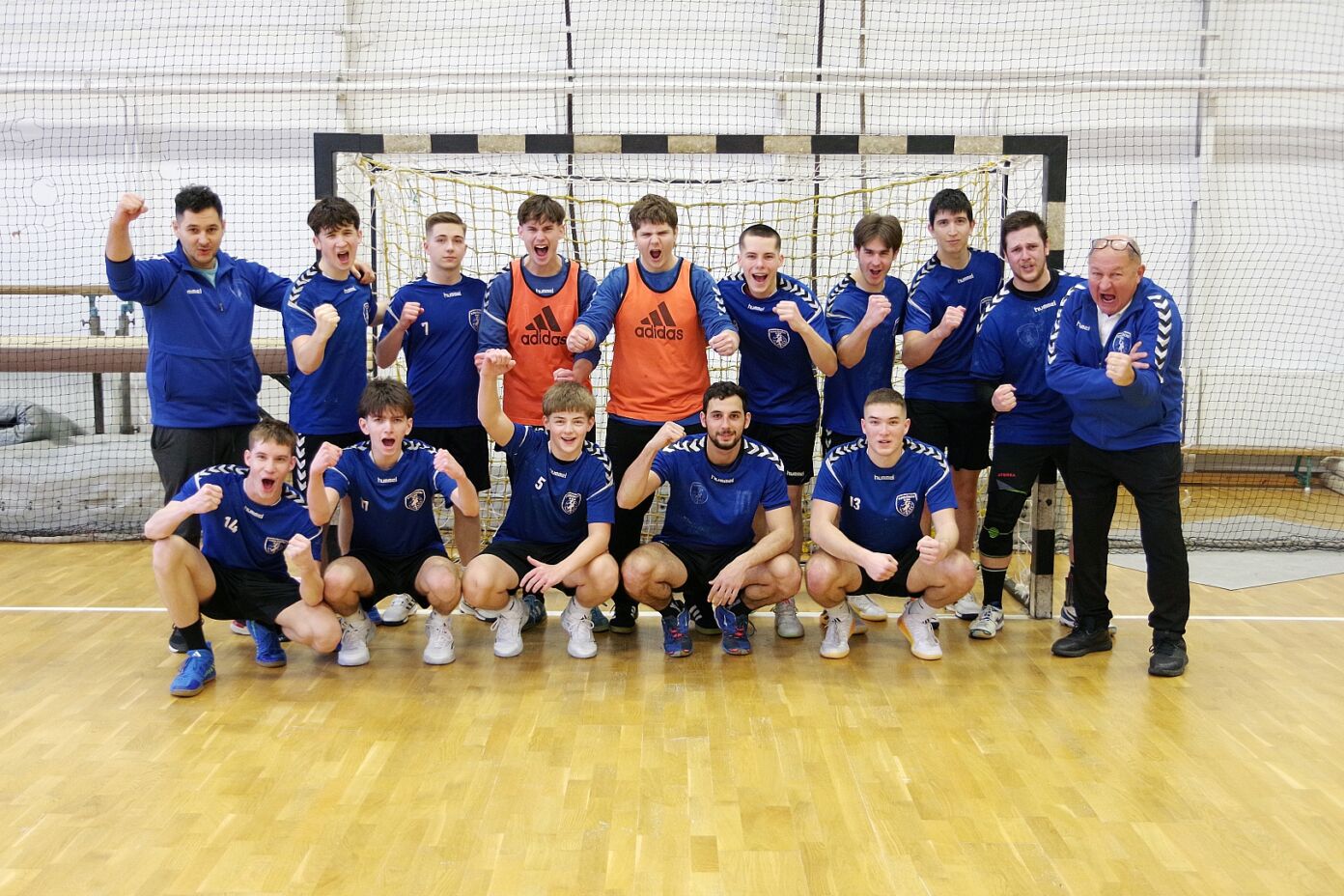 u20fiúkézi-kisk-kalocsa (28)