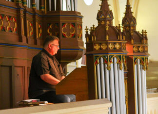Solti Árpád adott orgonakoncertet a kiskőrösi evangélikus templomban