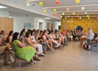 Nevelési év nyitó értekezlet a Kiskőrösi Óvodákban – három új dolgozót köszöntöttek