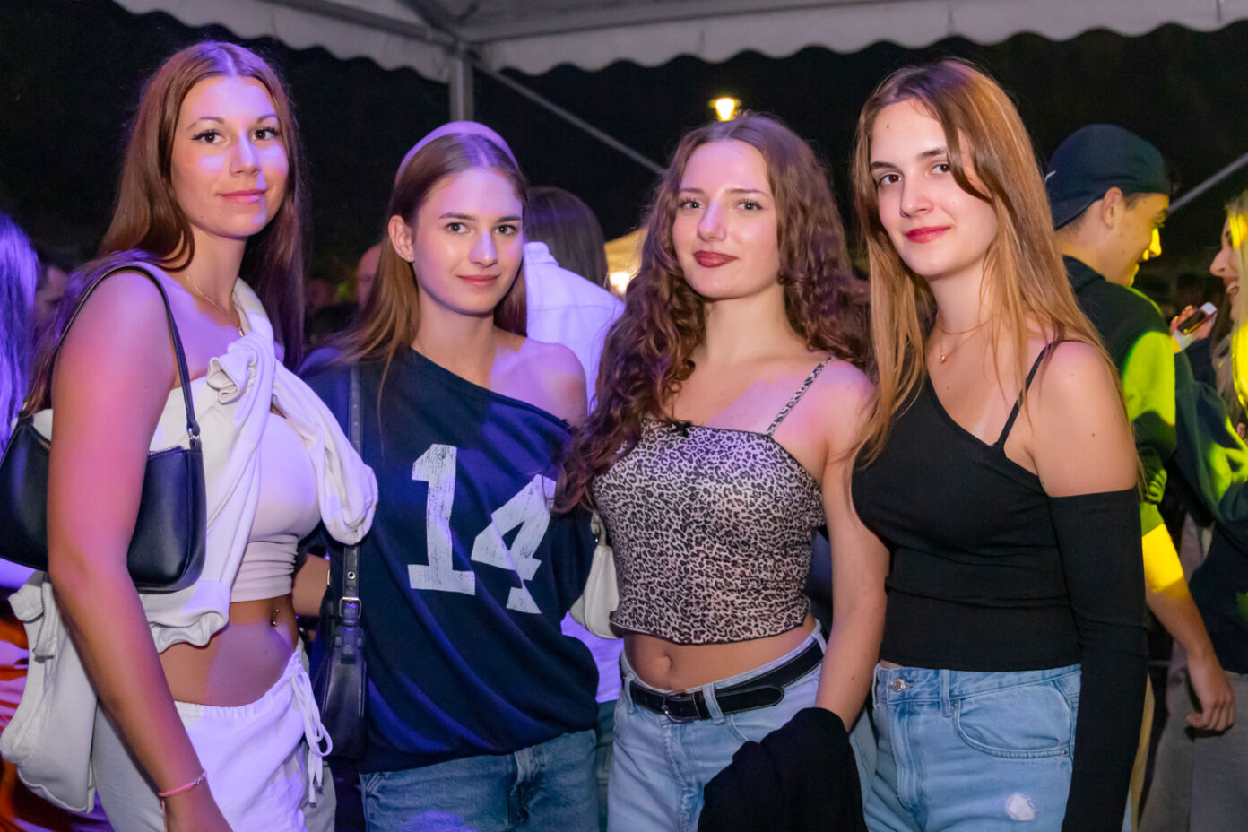 Pörögtek a lemezek, szólt a nóta – így bulizott Kiskőrös szombat este