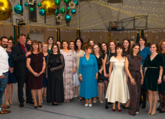 Téli varázs a KEVI Petőfi Sándor Általános Iskolájának SZMK bálján