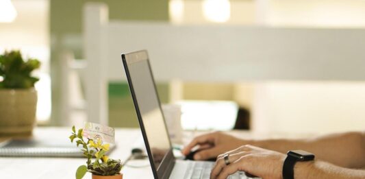 Elérhetővé váltak az online rezsistop nyilatkozatok