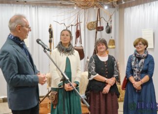 „Közös gyökerekből fonva, fűzve” – kiállításmegnyitó a FLORA Fesztivál első napján