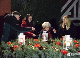 Az öröm fénye ragyogta be Kecelt is