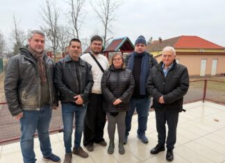 „A legnagyobb ajándék az, amikor adhatunk” – mikuláscsomagokkal tették szebbé a tázlári gyerekek ünnepét