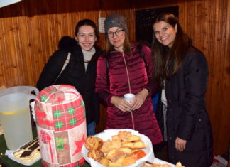 Megnyitott az Adventi tér Kiskőrösön