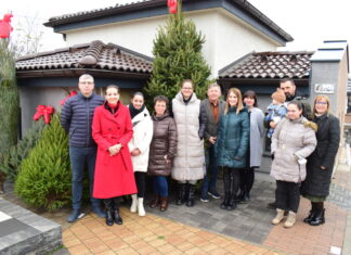 Nagylelkű fenyőfa felajánlás Gruber István és az Akker-Plus Kft. részéről