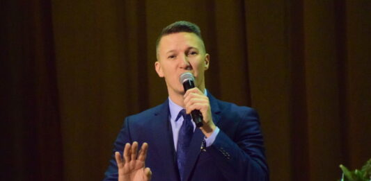 Swing Karácsony Akasztón – Gájer Bálinttal