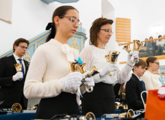 Adventi harangszó töltötte meg a református templomot Soltvadkerten