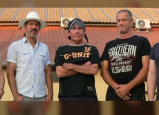 Minden másról szólt, mégis megalakult a Rockcsontok zenekar és már stúdióalbumuk is van