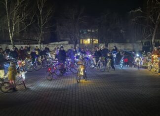 Sikeresen lezajlott az I. fényfüzéres karácsonyi kerékpáros felvonulás Fülöpszálláson