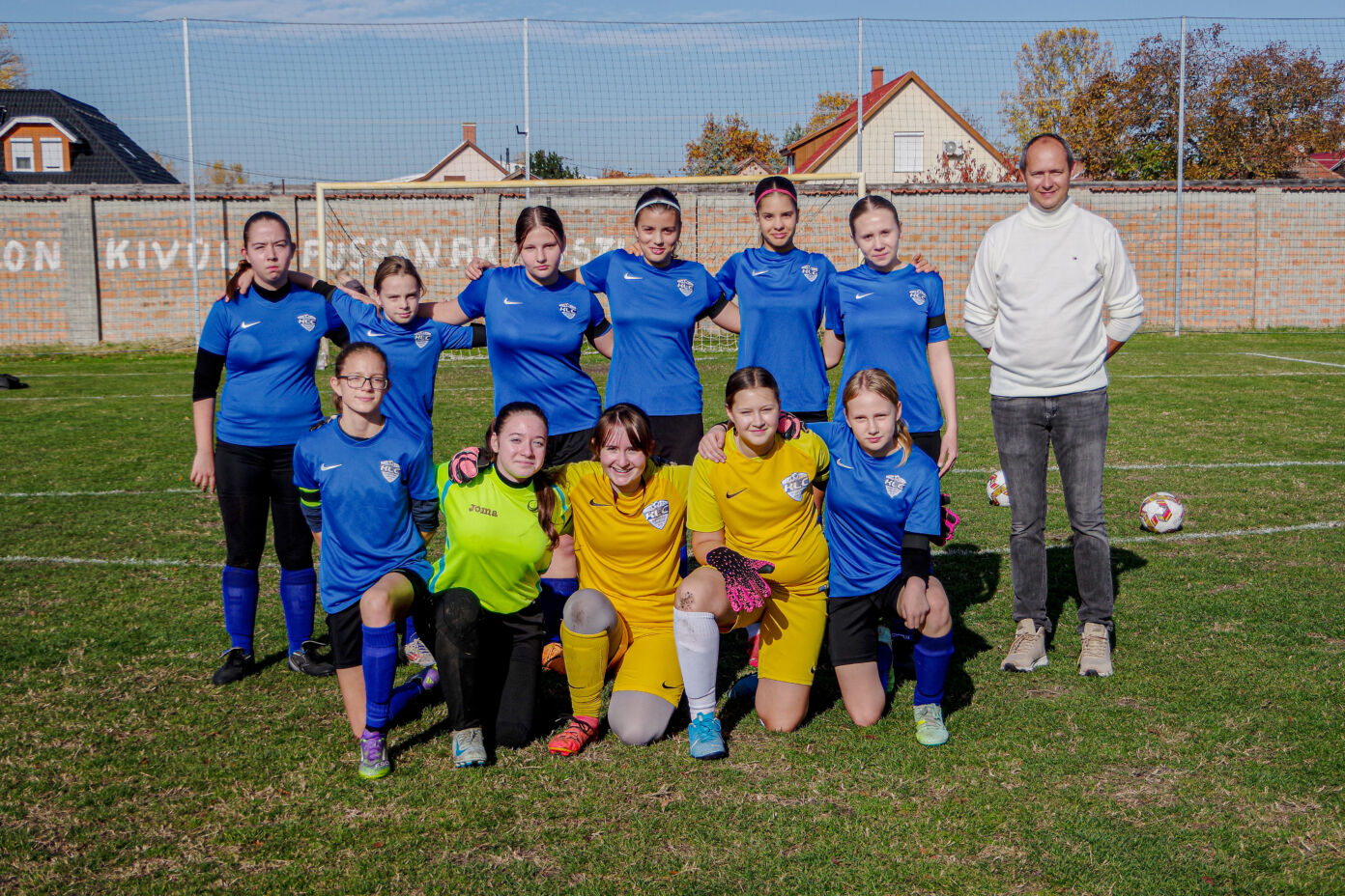 u15lányfoci-kisk-kunszállás (1)