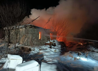 Teljes terjedelmében égett egy ház Csengődön