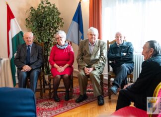 id. Káposzta Lajos, Dr. Kokrehel Hajnalka, Balogh Lajos és Kiskopárdi Lajos is elismerést vehetett át