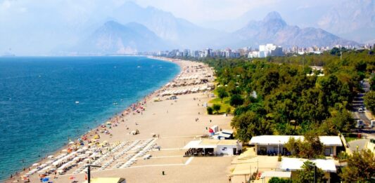 Antalya nyaralás tippek – Pihenős, aktív vagy családbarát élmények egy helyen