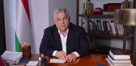 Januári rezsistopot jelentett be Orbán Viktor