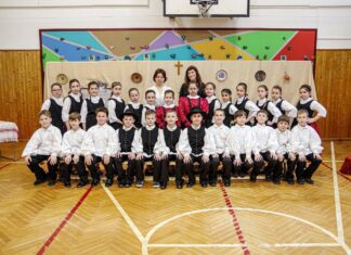 „Gyerek a gyereknek – Sváb életképek” az ovisoknak a KEVI-ben