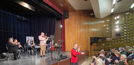 A magyarnóta és az operett örökzöld slágereit hozta Kiskőrösre a Nagy Dankó Turné