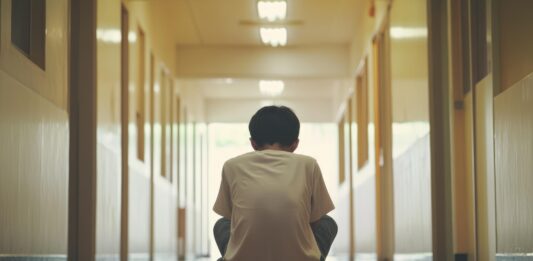 Iskolai bántalmazás: amikor a közösség felelőssége életet menthet