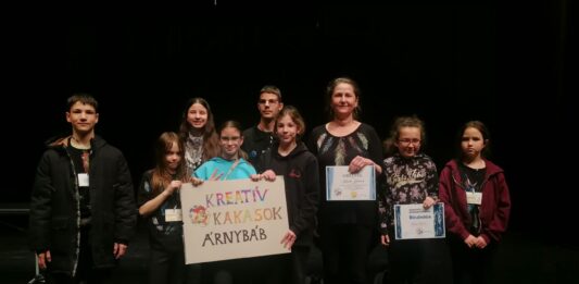 Fényből és árnyból született siker: arany minősítést nyert a Kreatív Kakasok Árnybáb csoport