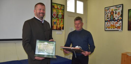 Károlyi Bernát: A Távol-Kelet apostola és Kecskemét oltalmazója