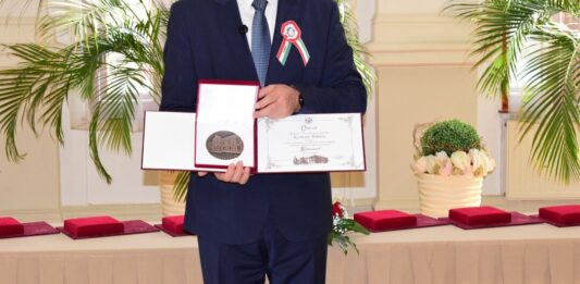 „Kiskőrösért” díjat kapott Endrődi Miklós