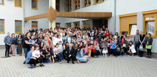 A Kiskőrösi EGYMI elnyerte a Családbarát Köznevelési Intézmény címet