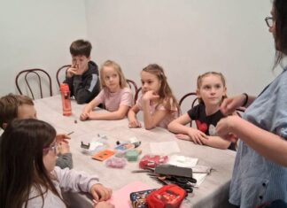 Csomó Csoda szakkör – amikor egy tűvel és egy darab farmerrel csodák születnek