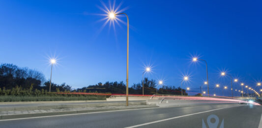 Energiatakarékos világítás, megerősített szociális ellátás és korszerű településüzemeltetés a Bajai járásban