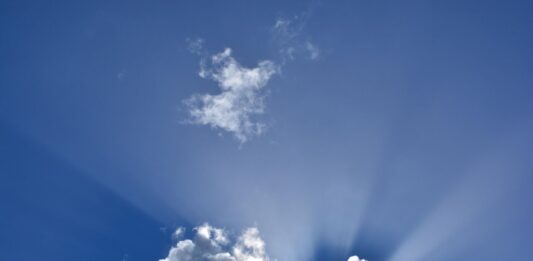 Napos, az átlagosnál enyhébb, tavaszias idő várható március első hetében