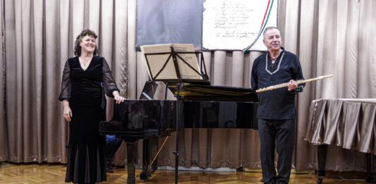 Lélegzetelállító fuvolaszó és virtuóz zongorajáték: Kamarazenei Estek Kiskőrösön