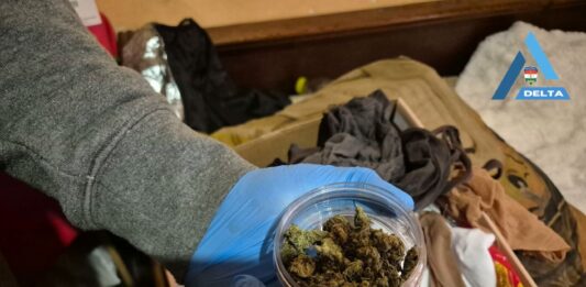 Kinyílt ablakon keresztül érkezett a drog