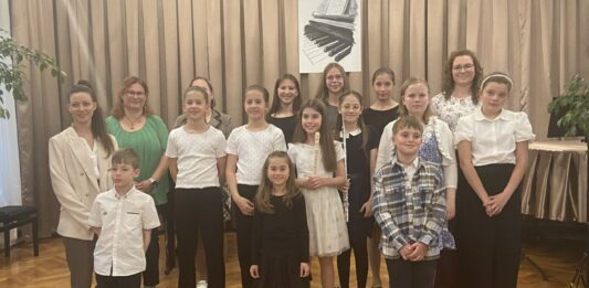 Vonós és fafúvós tanszaki hangversenyt tartottak a Kiskőrösi SZÓ-LA-M Alapfokú Művészeti Iskolában