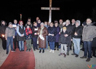 A katolikus egyház szervezésében Fáklyás Keresztút volt Kiskőrösön