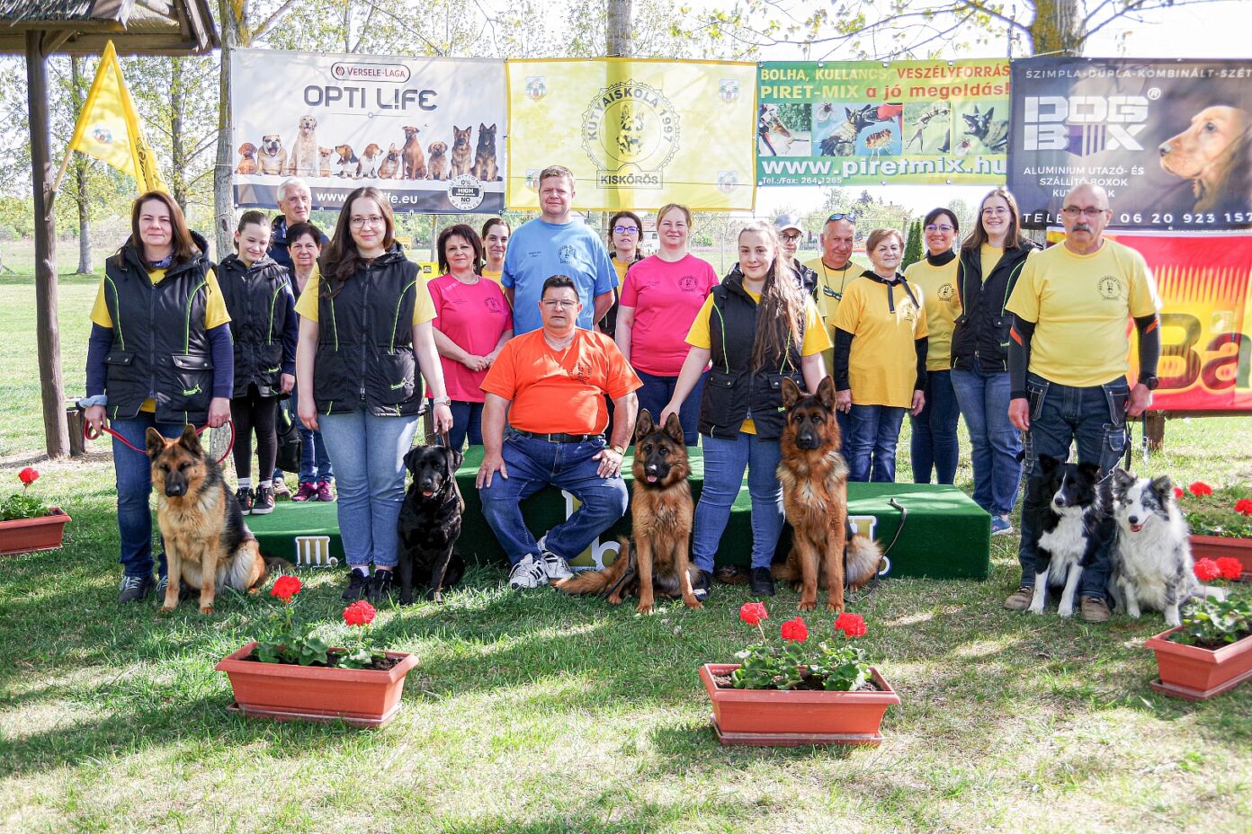 Felkészült ebek és gazdáik voltak a kiskőrösi kutyaversenyen