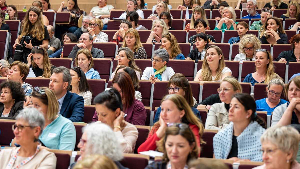 Apor Vilmos Katolikus Főiskola_konferencia