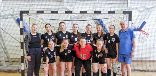 19 gólos győzelmet arattak a kiskőrösi női kézisek a kiskunhalasiak ellen