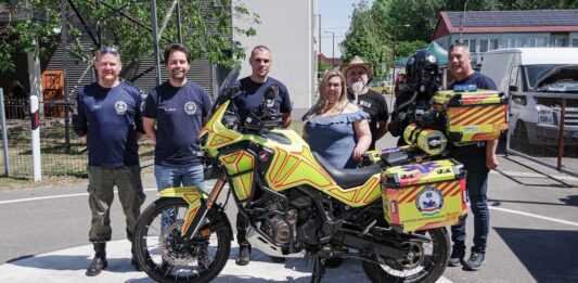 Motorzúgás a nemes célért: jótékonysági nap a Motoros Mentőkért Kiskőrösön