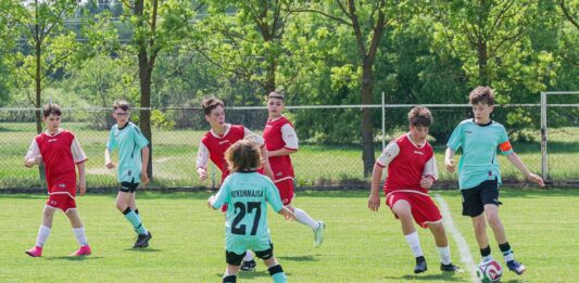 Kikaptak a kiskőrösi U14-es labdarúgók a kiskunmajsaiaktól
