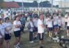 Résztvevők sportolnak a Mozgás Éjszakája kiskőrösi rendezvényén, ahol több mozgásformát is kipróbálhattak az érdeklődők