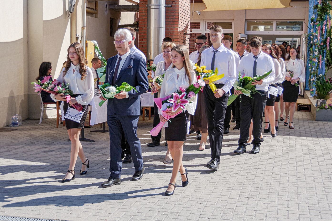 61 végzős diáktól búcsúztak el a kiskőrösi Bem iskolában