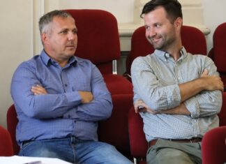 Sportolók és sportvezetők a kiskőrösi sportélet eredményeiről és fejlesztéseiről szóló tájékoztatón