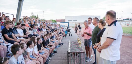 Mintegy 100 kiskőrösi úszó zárta sikeresen a 2025/2026-os versenyszezont