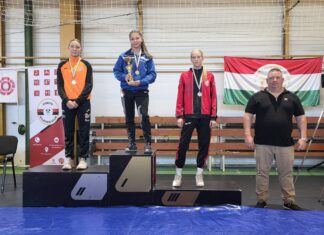 Erdei Lea, a Soltvadkerti TE birkózója az U17-es országos bajnokságon Dorogon