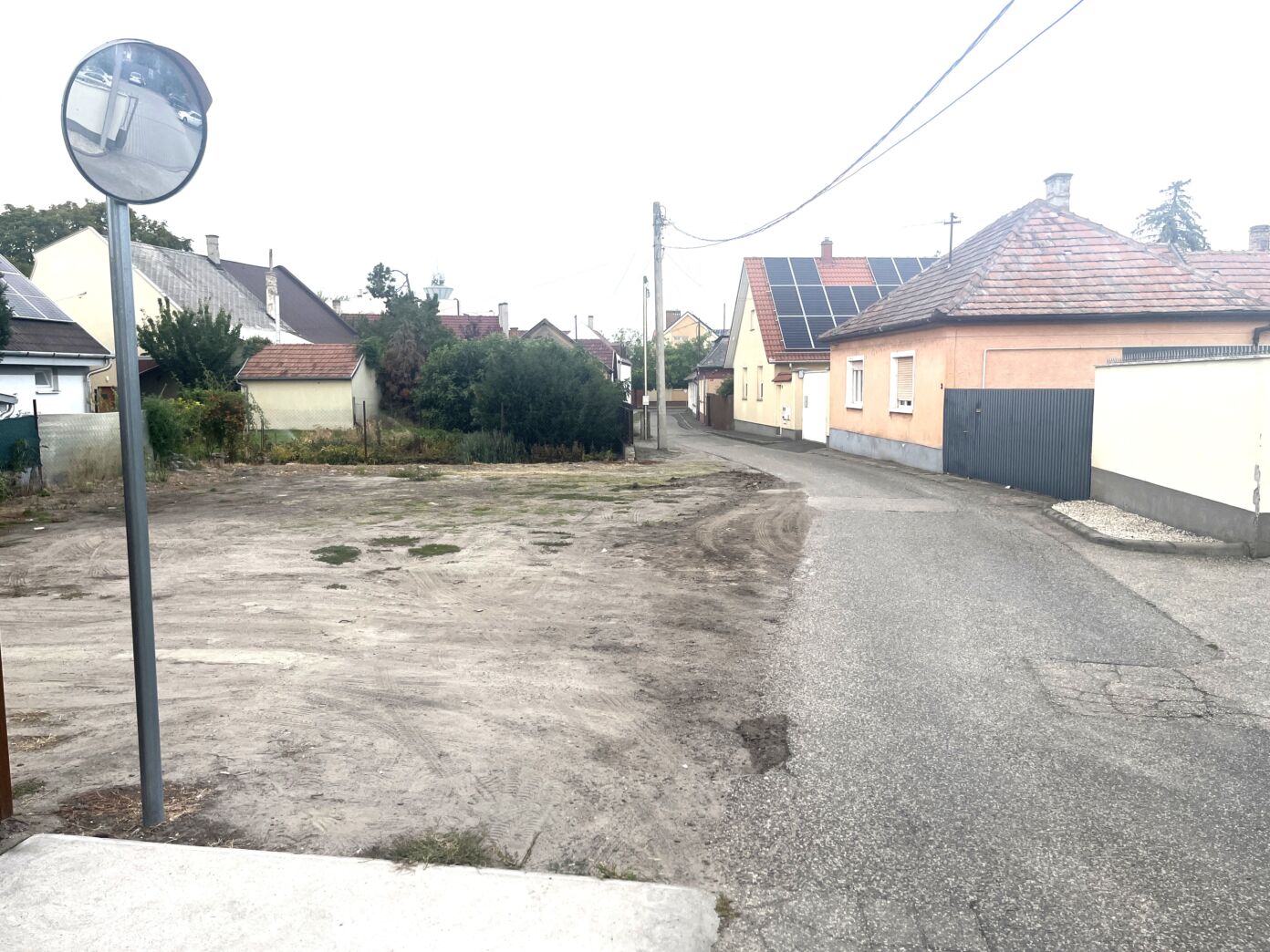 Egy régi útkanyarulat rendeződhet a Csányi utcában Kiskőrösön